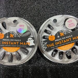 Halloween ollive and June Black Press-On Nails - The Instant Mani